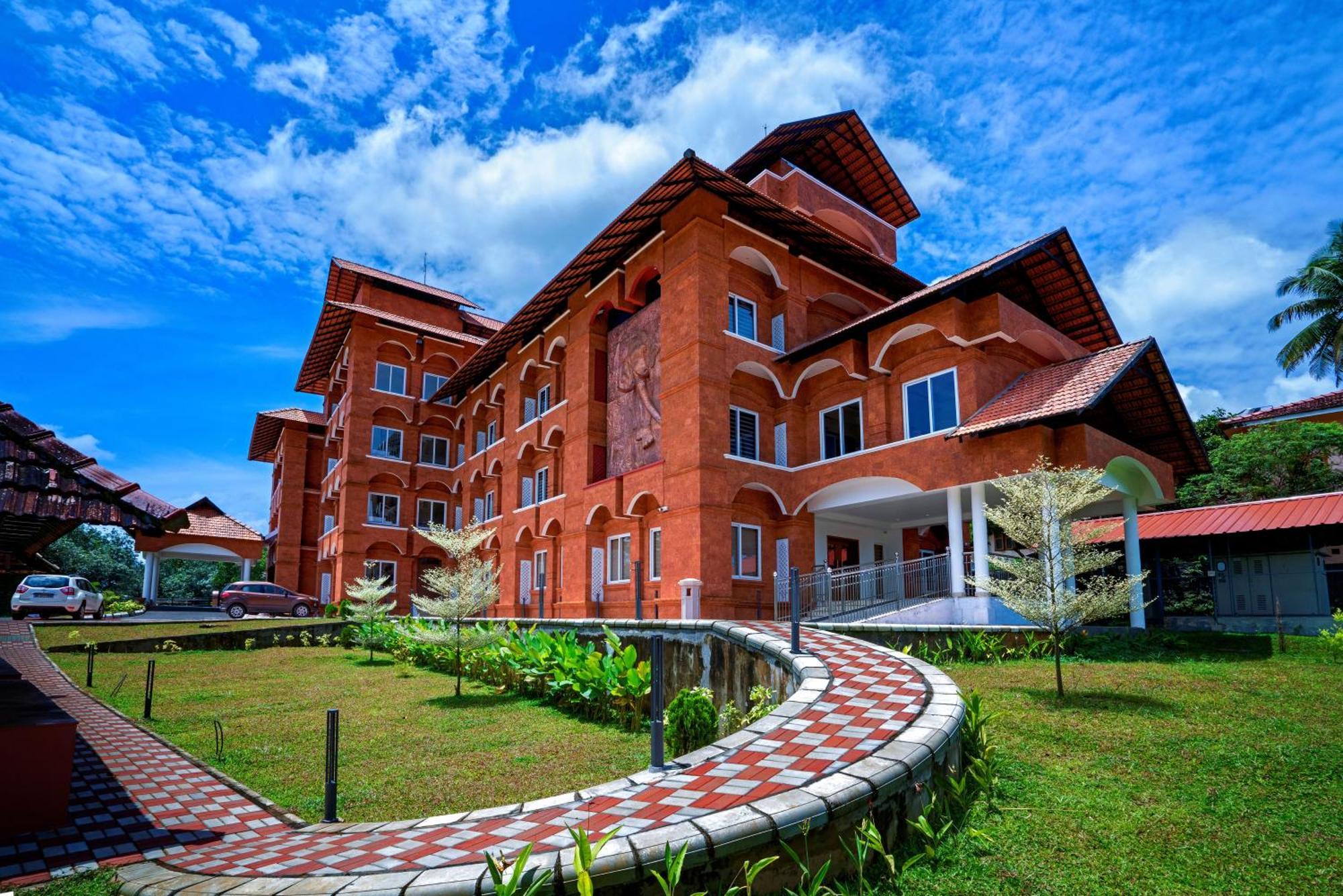 Kumbanad Heritage Hotel Vennikulam Екстер'єр фото